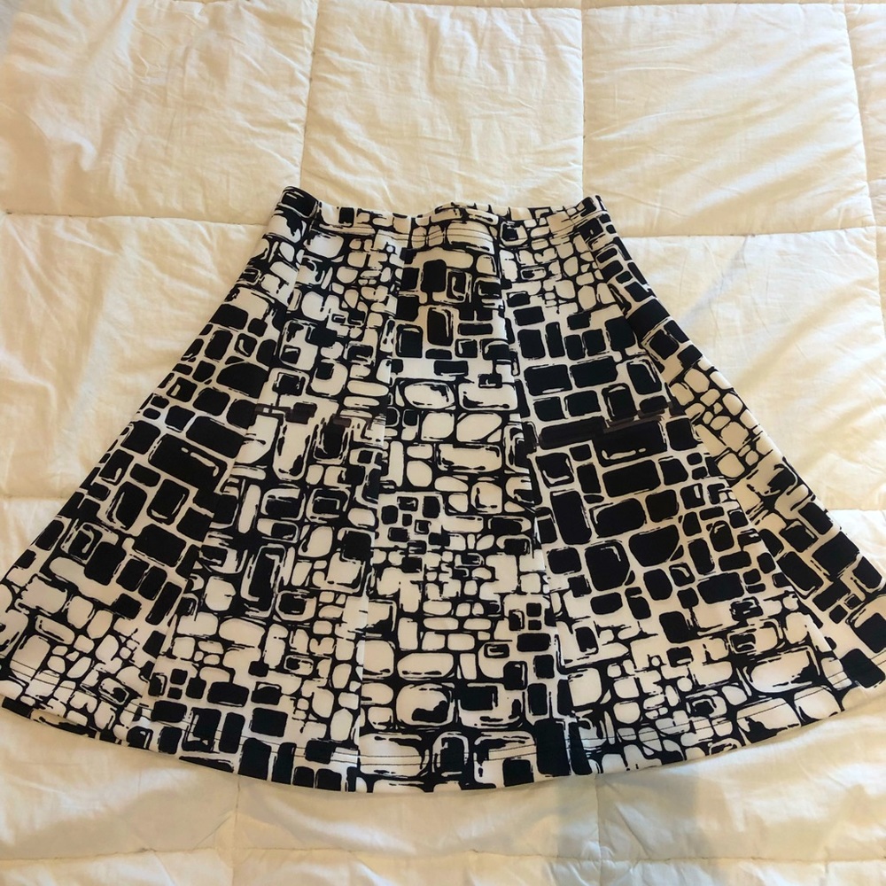 Neiman Marcus - Geometric Black & White High Waisted Skirt